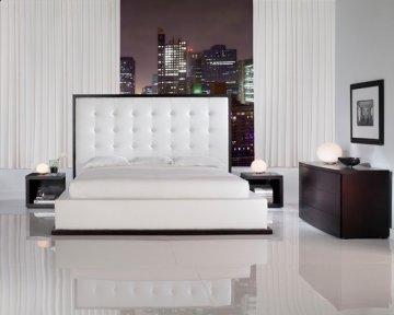 Ludlow II White Platform Bed